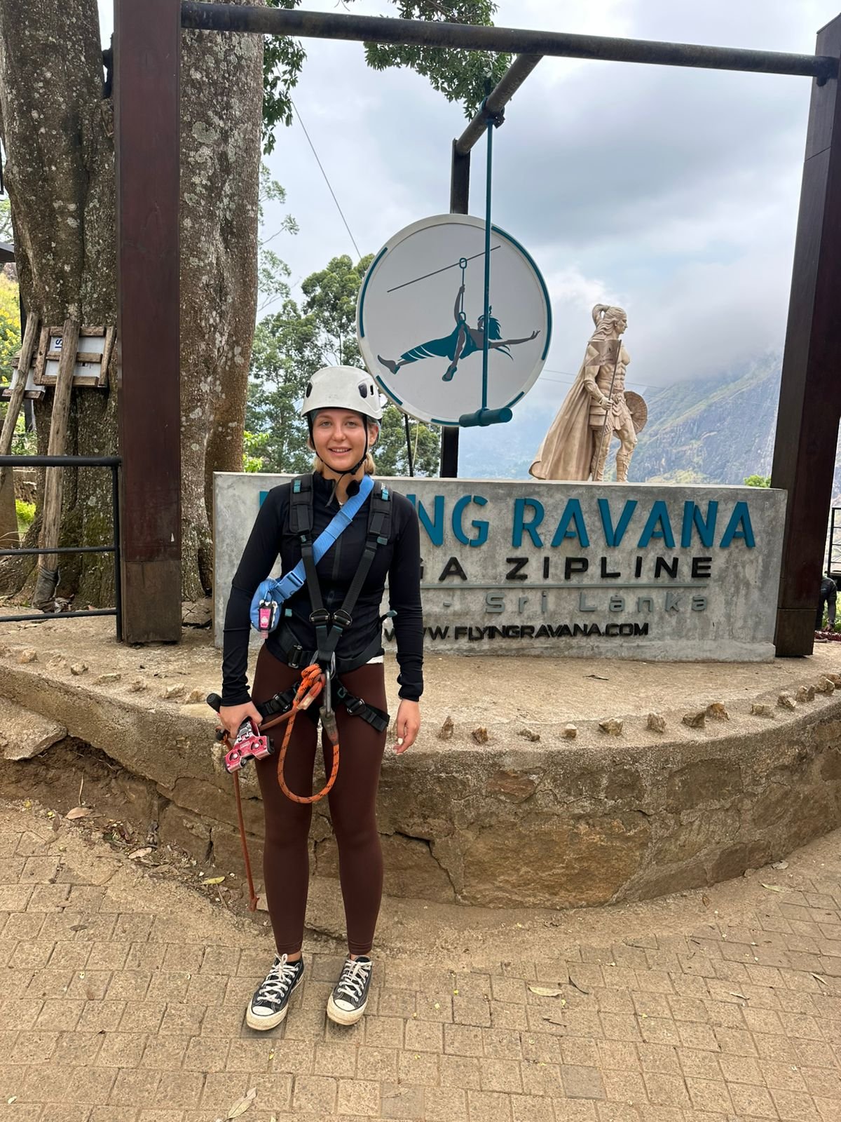 0aee911cc7e844a1a1f54f2b6686ebed